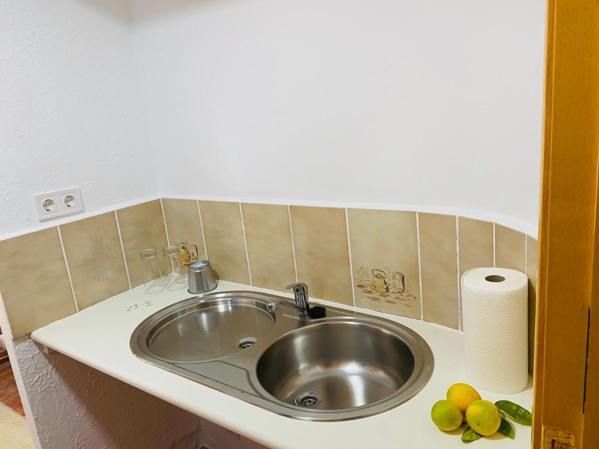 Hostal Villa Senese ปาเกรา ภายนอก รูปภาพ