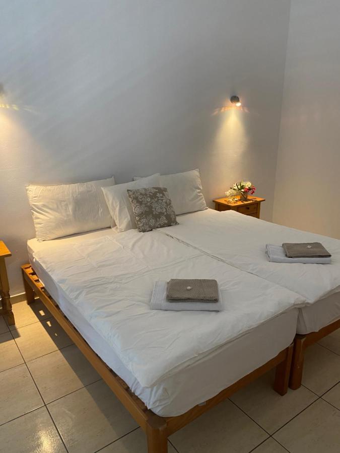 Hostal Villa Senese ปาเกรา ภายนอก รูปภาพ