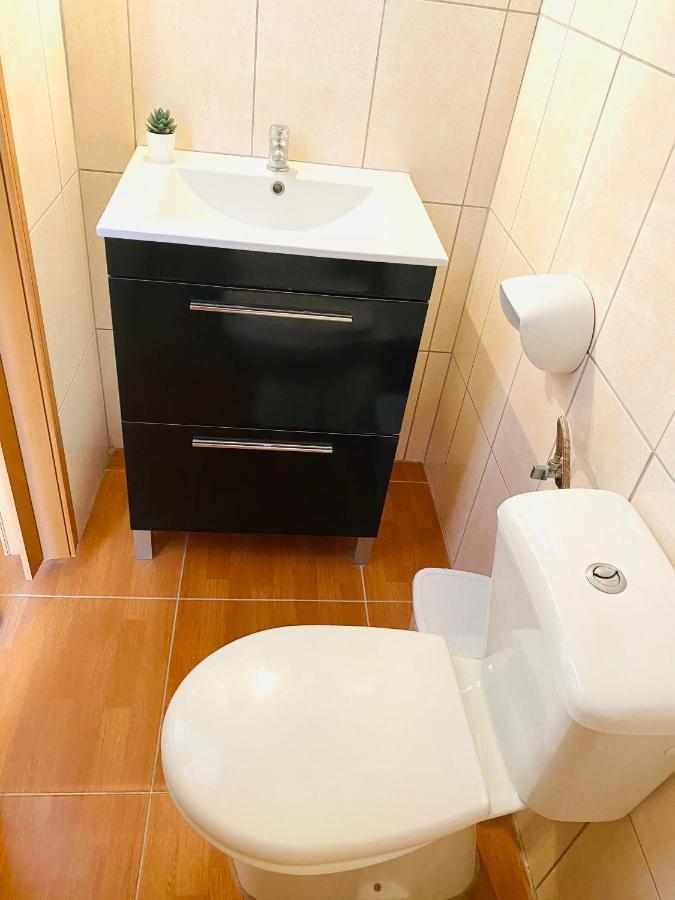 Hostal Villa Senese ปาเกรา ภายนอก รูปภาพ